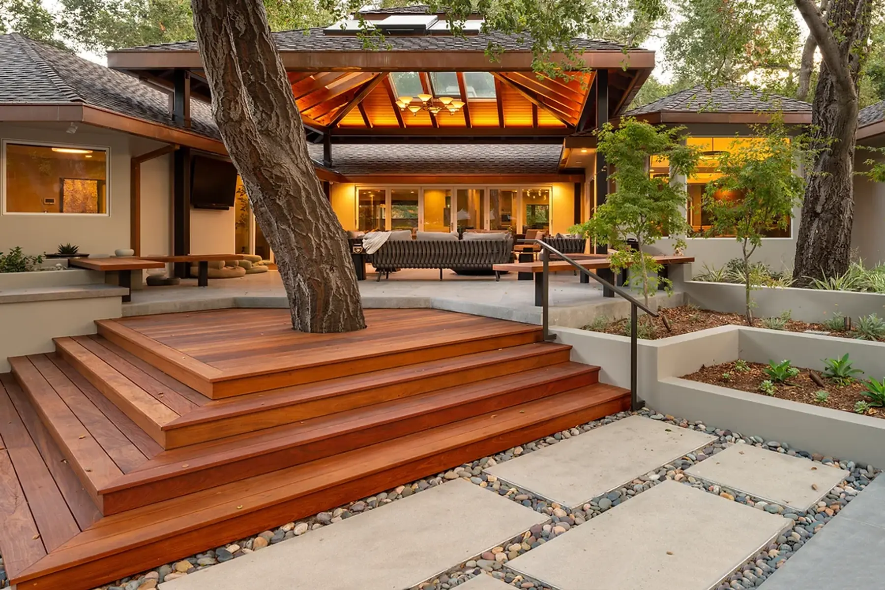 Padres Drive home by Donald Callahan Bryan — transformed Southern California exterior